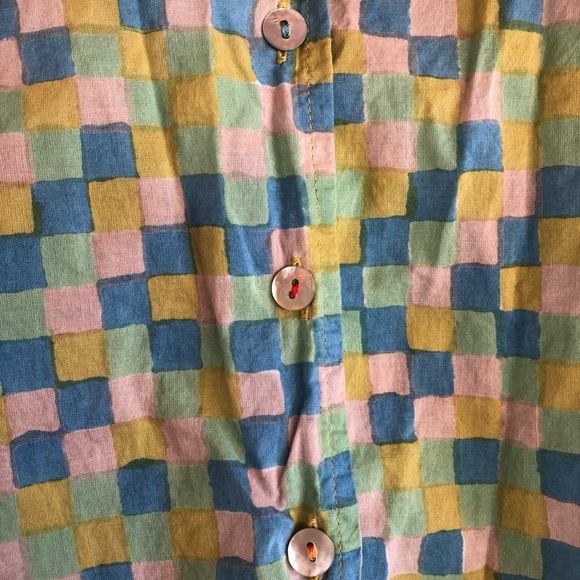 Cropped Short Sleeve Shirt - Picture 3 of 5